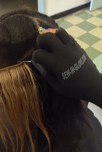 Load image into Gallery viewer, 2 IN 1  Sew-in-glove/ Heat Resistant. Includes: 1Sew-in-Glove Single ,1Needle and  1Thread - Sew-in-glove